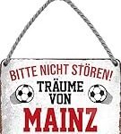 Vergleich von Fußballtrikots: Das Mainz-Spiel heute unter der Lupe