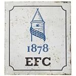 Analyse und Vergleich: Das Evolution des Logos von Everton auf den Trikots